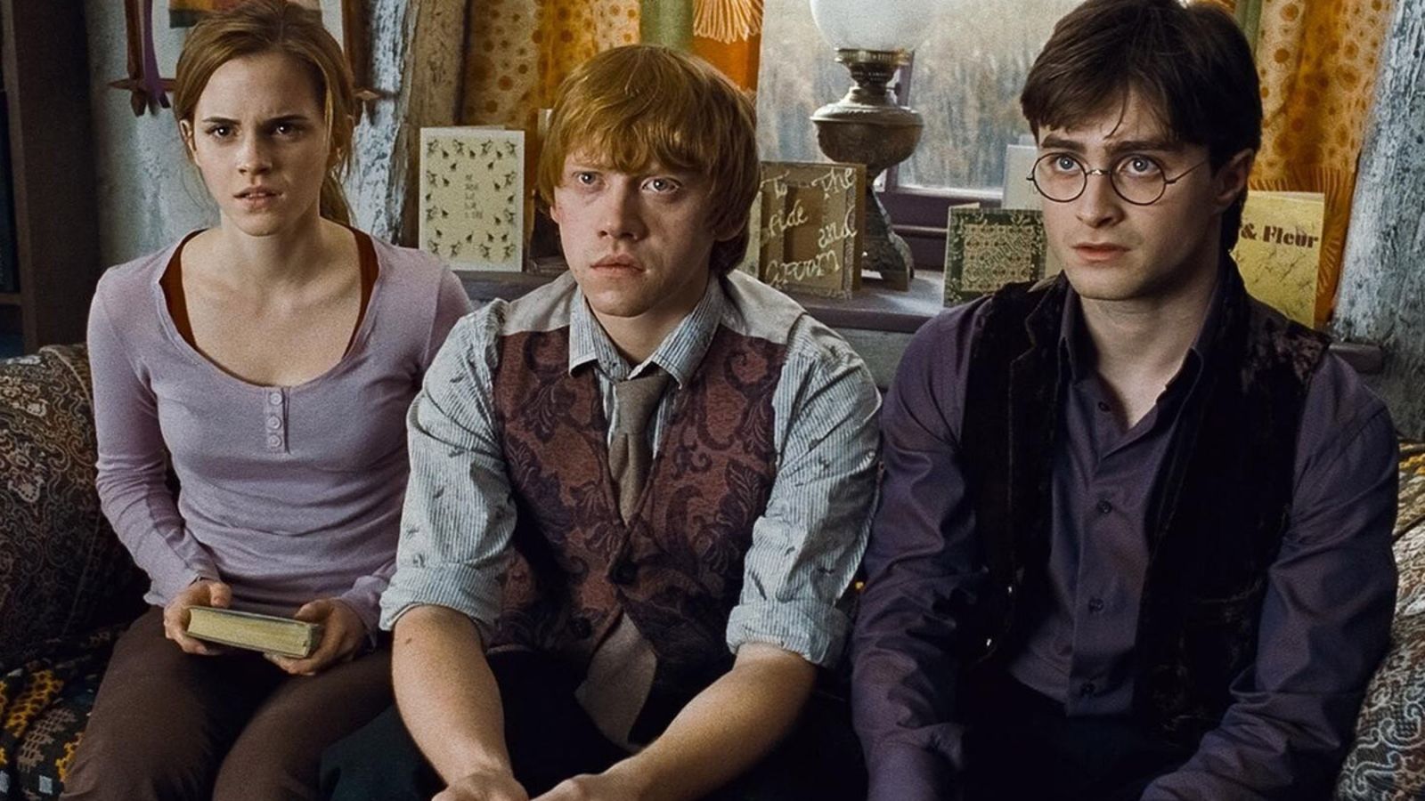 HarryPotterAndTheDeathlyHallowsPart1FilmStill_1200x900.jpg Hero