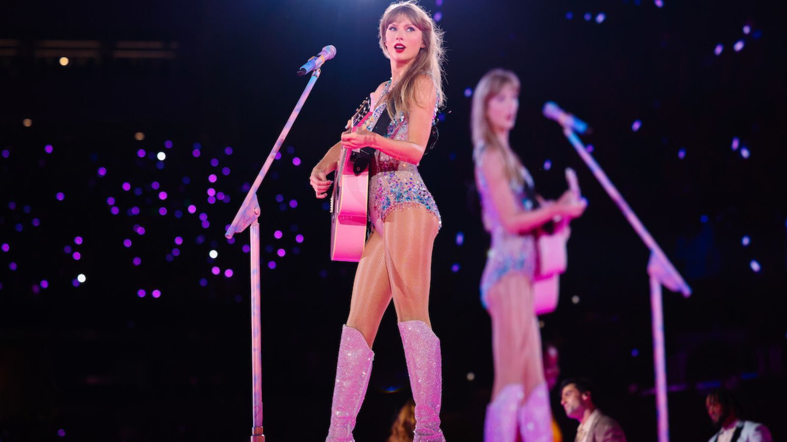 taylor-swift-image-1200x900.jpg Hero