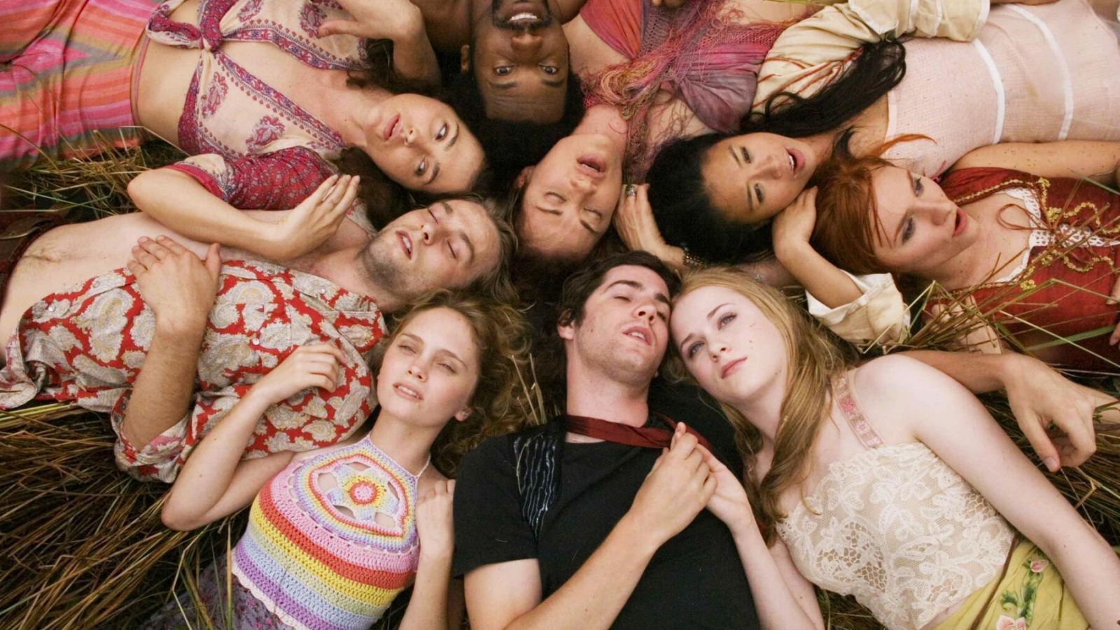 across_the_universe-195693646-large.jpeg Hero