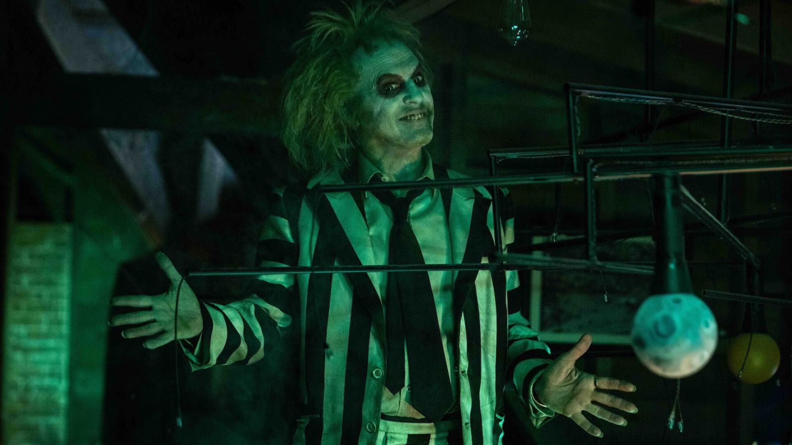 BeetlejuiceBeetlejuice_1920x1080.jpg Hero