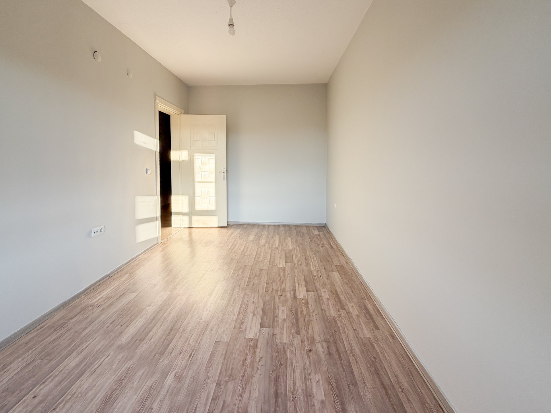 Şeker Toki'de 3+1 Odalı Site İçersinde Uygun Fiyatlı Daire - 13