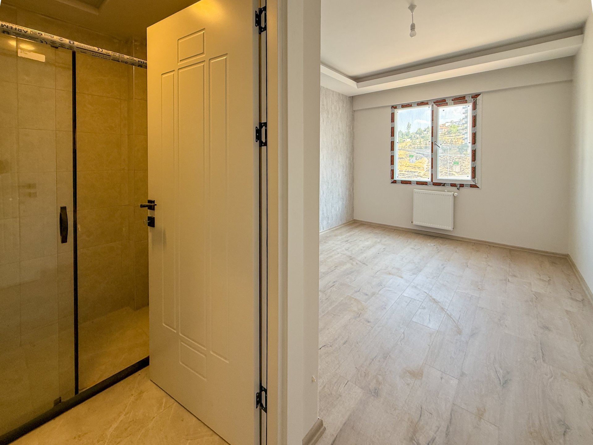 Çift Balkonlu, Çift Banyolu Lüks 3+1 Küçük Alide - 12