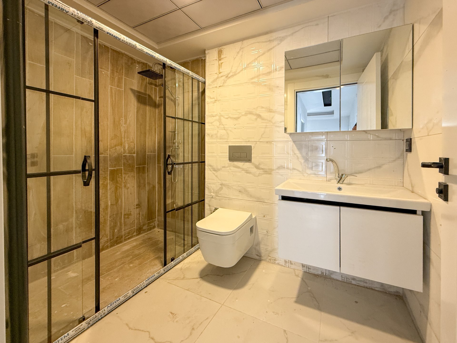 Çift Balkonlu, Çift Banyolu Lüks 3+1 Küçük Alide - 15