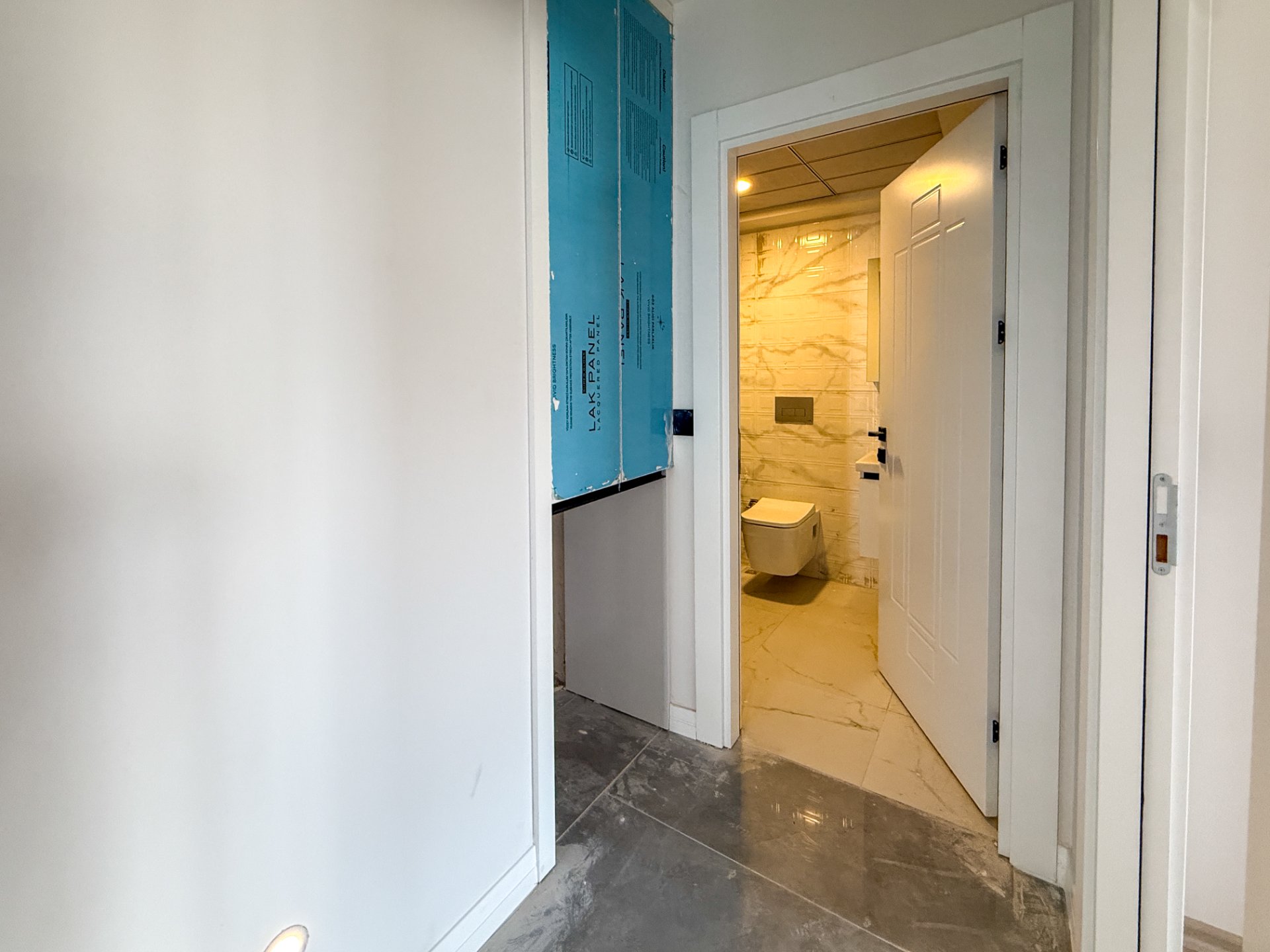 Çift Balkonlu, Çift Banyolu Lüks 3+1 Küçük Alide - 16