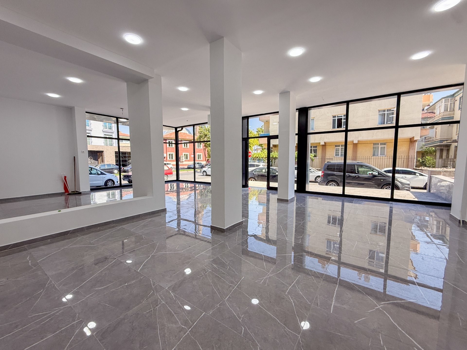 Yeni Adliye Arkasında Kiralık 230m2 Dükkan - 10