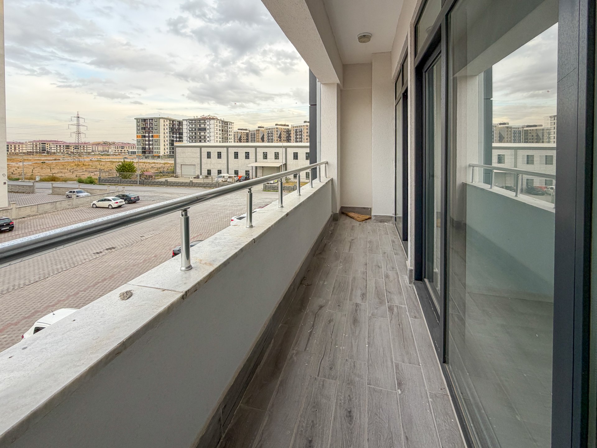 Şehir Hastanesi Karşısın'da 1+1 Odalı Kiralık Daire - 9