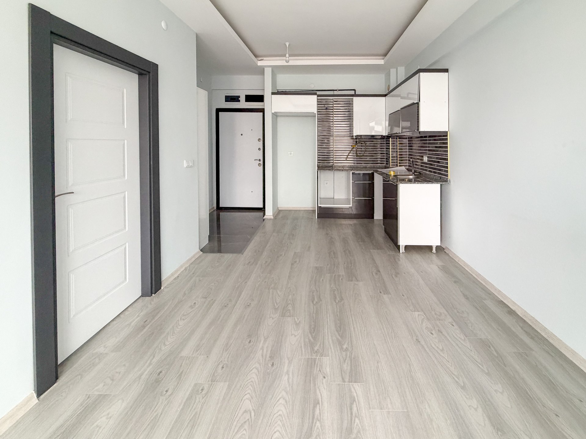 Şehir Hastanesi Karşısın'da 1+1 Odalı Kiralık Daire - 12