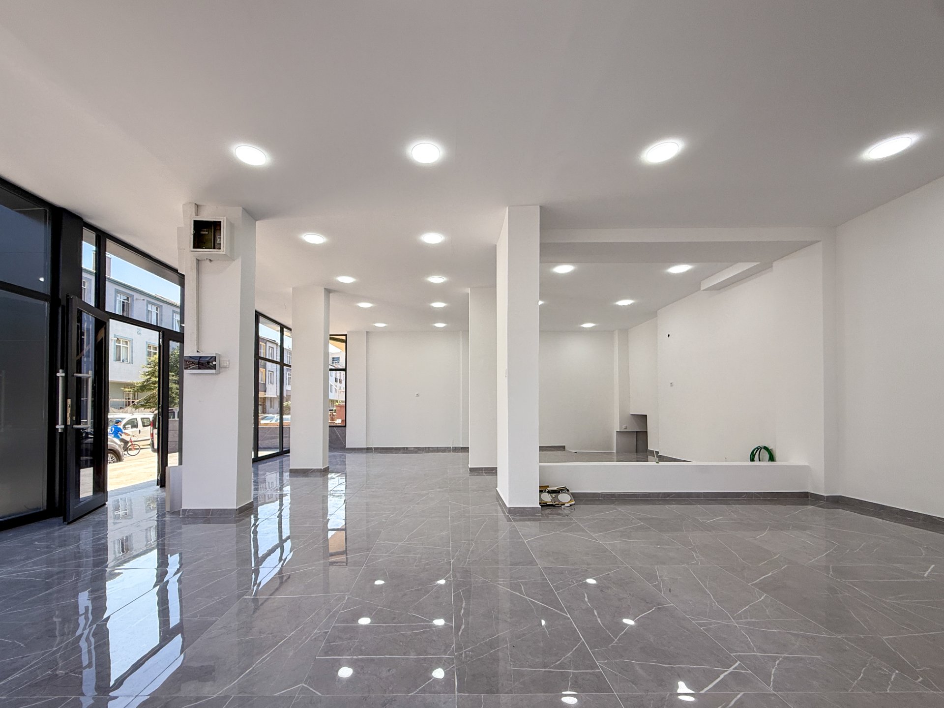 Adliye Arkasında 300 m² Modern Satılık İş Yeri – Oturuma Hazır | Kayseri Emlak Fırsatı - 10