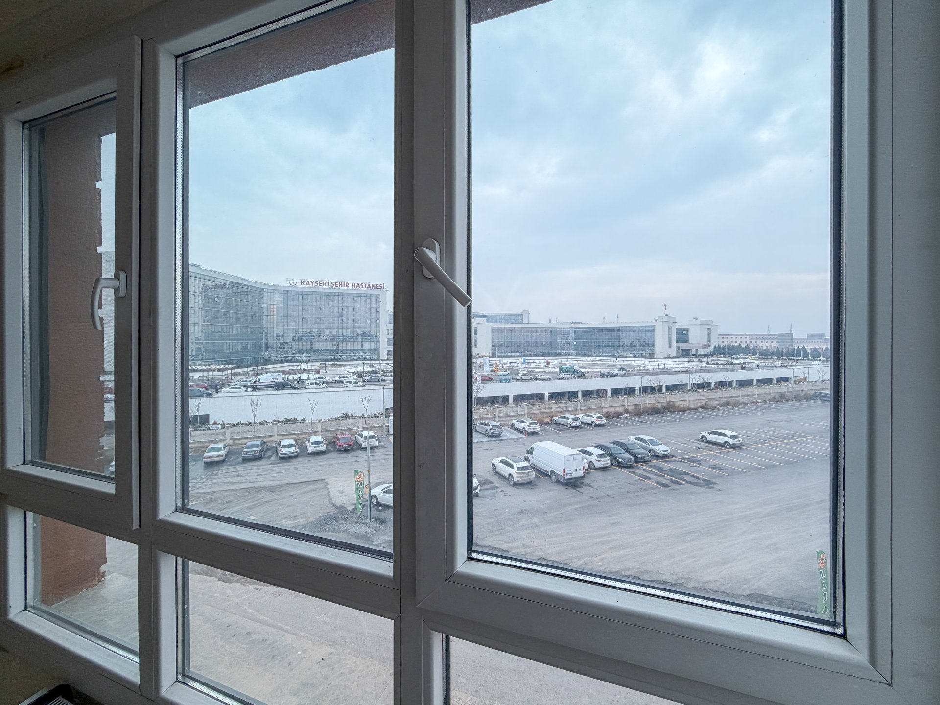 Şehir Hastanesinin Hemen Arkasında 2+1 Odalı Kiralık Kombili Daire  - 11