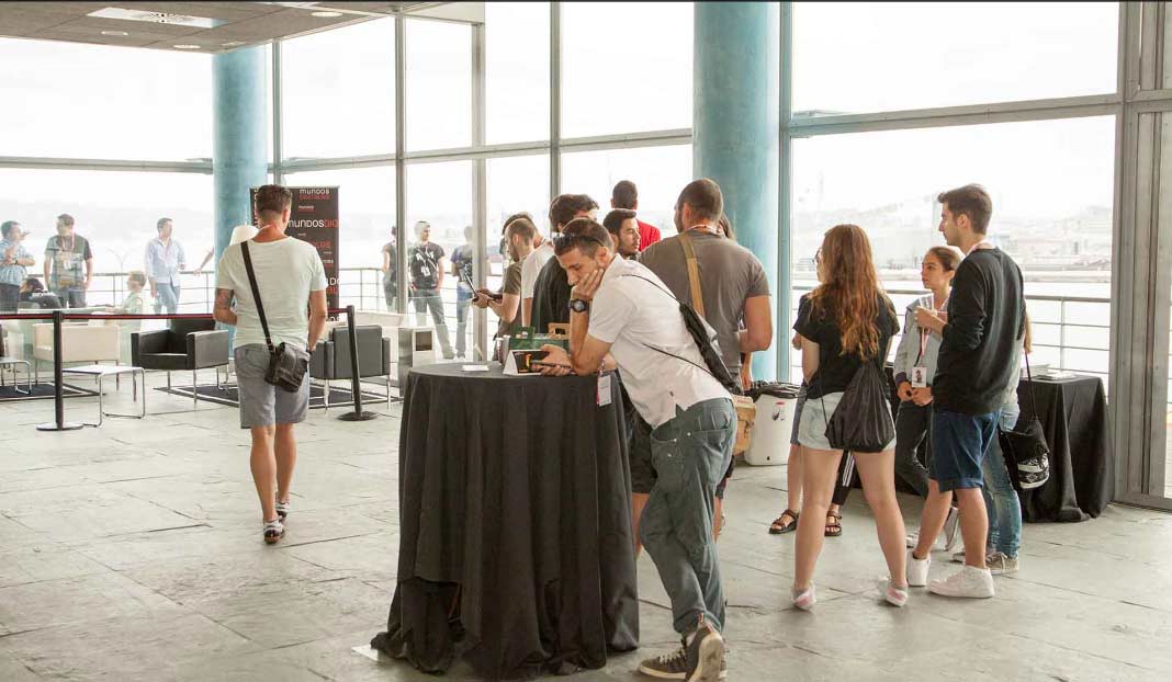 Trazos regala a sus alumnos entradas para Mundos Digitales