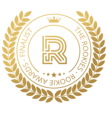 Insignia de laurel «Finalist» de los Rookie Awards de The Rookies, reconocimiento a alumnos de TRAZOS