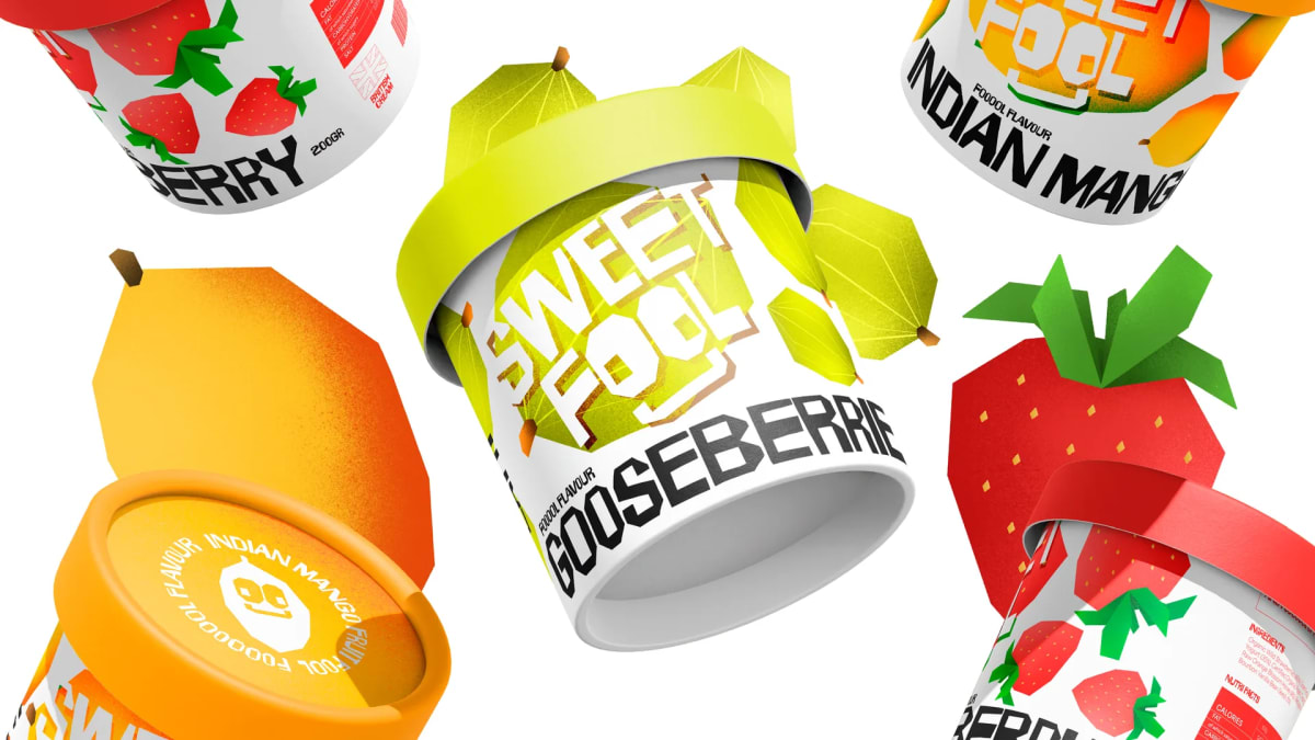 Gama completa de tarrinas de helado Sweet Fool con sus sabores e ilustraciones de fruta, de German Miranda, alumno de Diseño Gráfico y Motion Graphics en TRAZOS