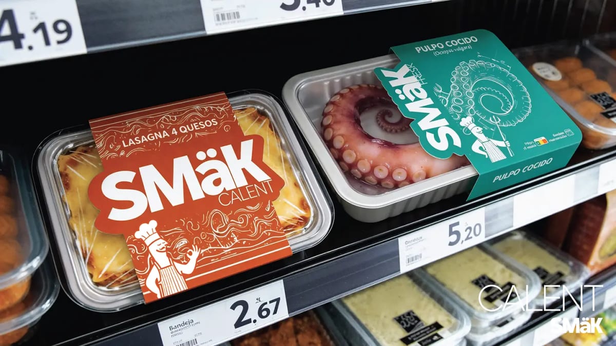 Lineal refrigerado con la lasaña Smak Calent y el pulpo cocido Smak Fresk, de Diseño Gráfico y Motion Graphics en TRAZOS