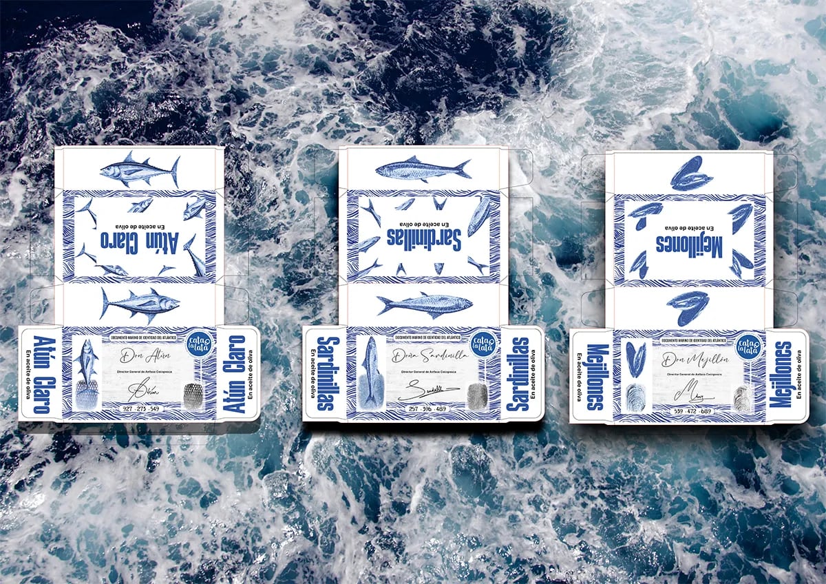 Troqueles desplegados de las cajas Cata la lata sobre fondo de mar, de Rita García, alumna de Diseño Gráfico y Motion Graphics en TRAZOS