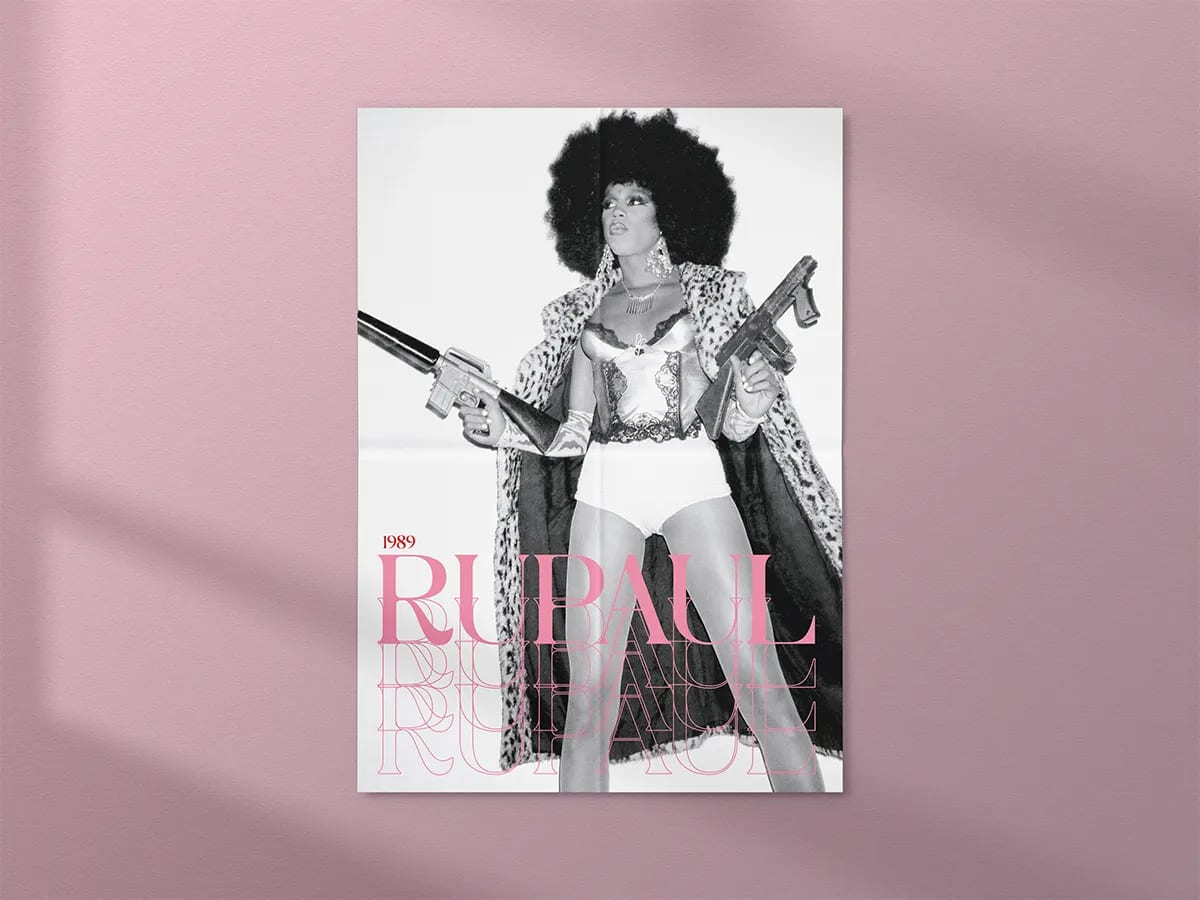 Cartel de RuPaul 1989 de la revista DRAG aplicado en pared, de Lucía San Miguel, alumna de Diseño Gráfico y Motion Graphics en TRAZOS