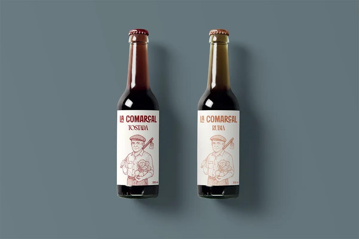 Empanada envuelta en papel de marca junto a huevos y harina, de Maren Alberdi Hernández, alumna de Diseño Gráfico y Motion Graphics en TRAZOS