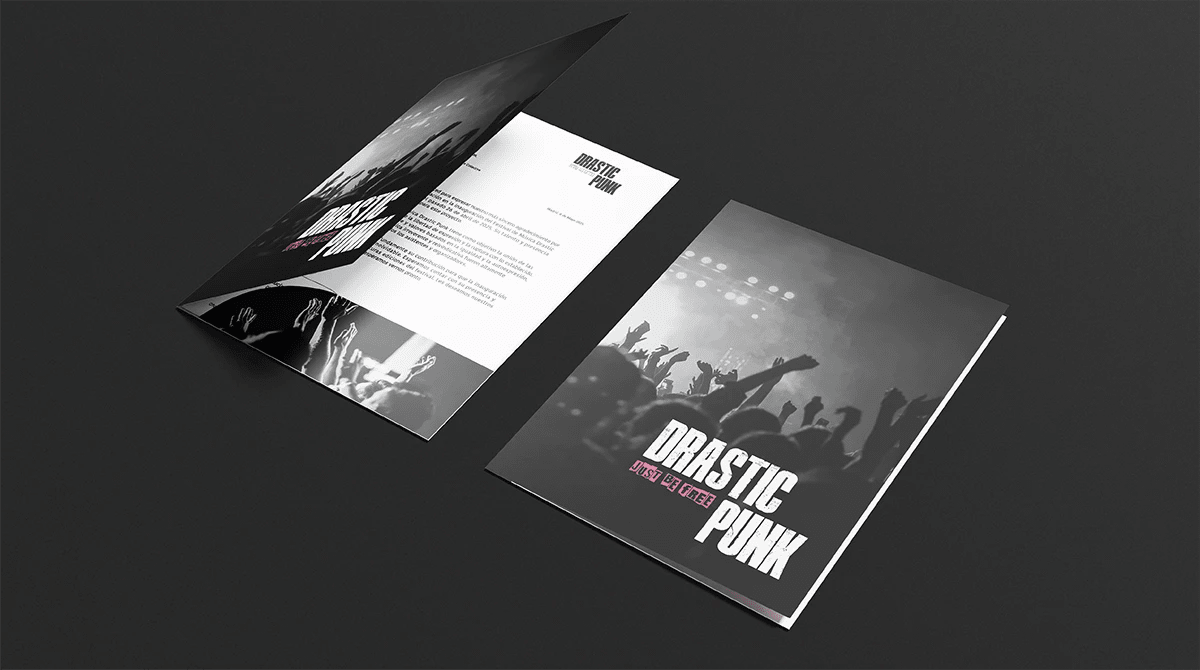 Carpeta y carta de la papeleria corporativa DRASTIC PUNK, de Lucía San Miguel, alumna de Diseño Gráfico y Motion Graphics en TRAZOS