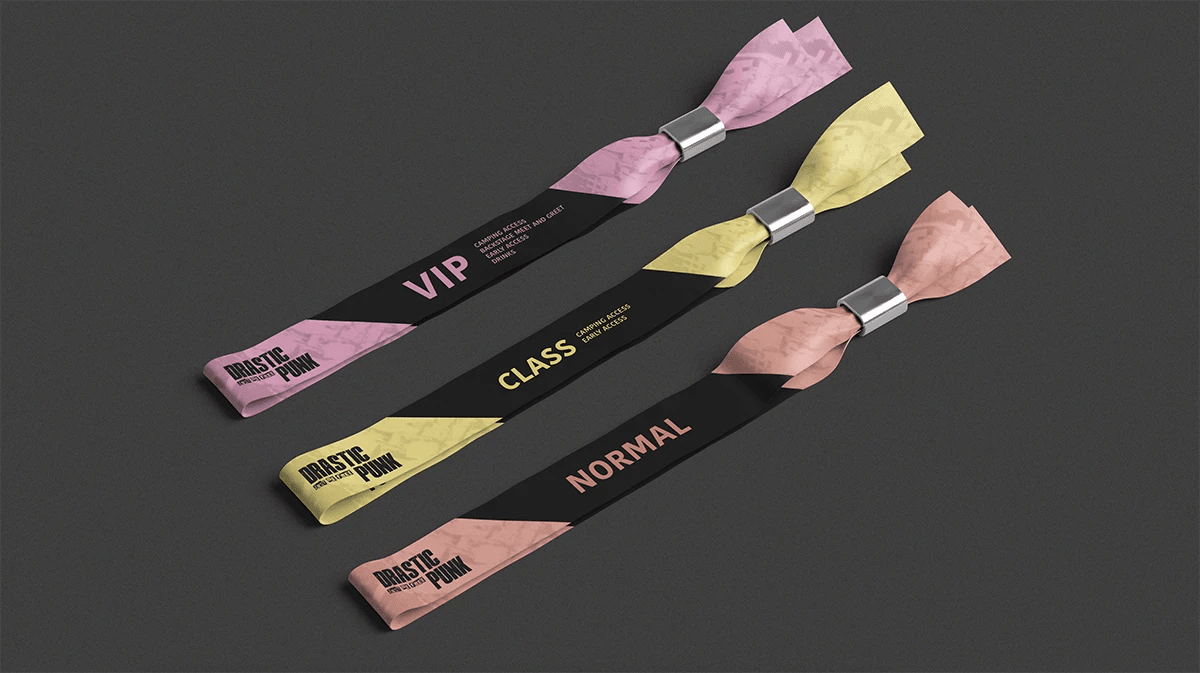 Pulseras de acceso VIP, Class y Normal del festival DRASTIC PUNK, de Lucía San Miguel, alumna de Diseño Gráfico y Motion Graphics en TRAZOS