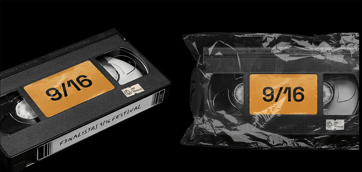 Cintas VHS de los finalistas del 9/16 Film Fest sobre fondo negro, de Esther García, alumna de Diseño Gráfico y Motion Graphics en TRAZOS