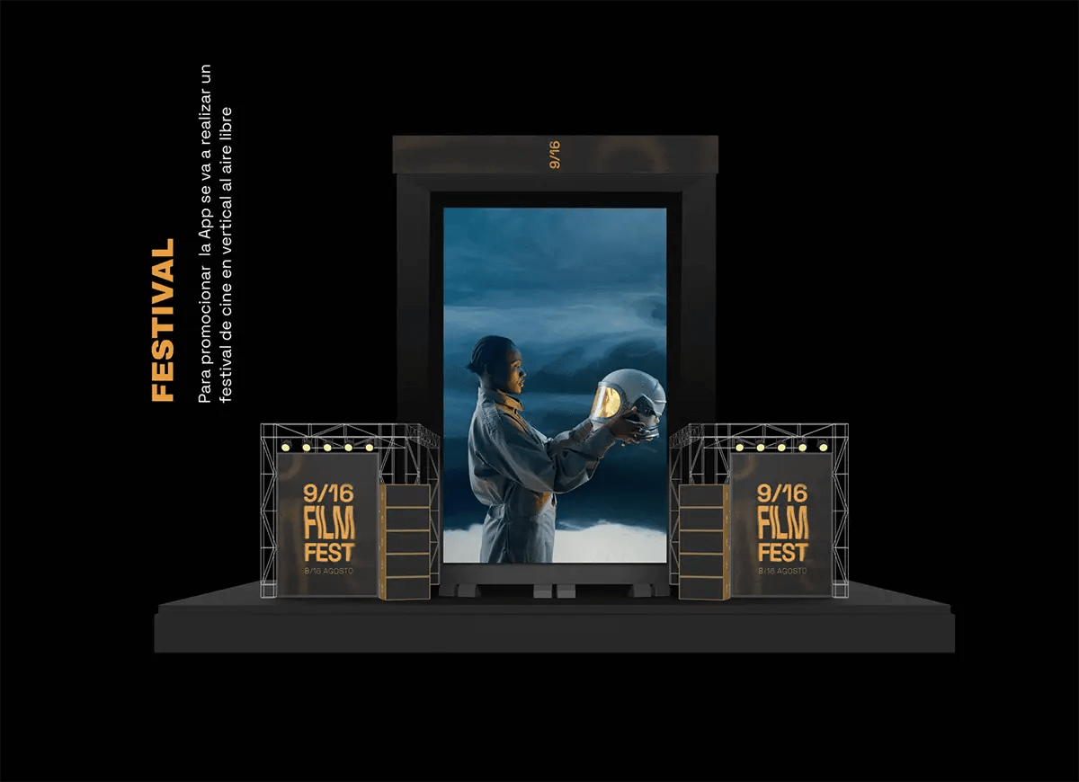 Escenario con pantalla vertical de cine del 9/16 Film Fest, de Esther García, alumna de Diseño Gráfico y Motion Graphics en TRAZOS