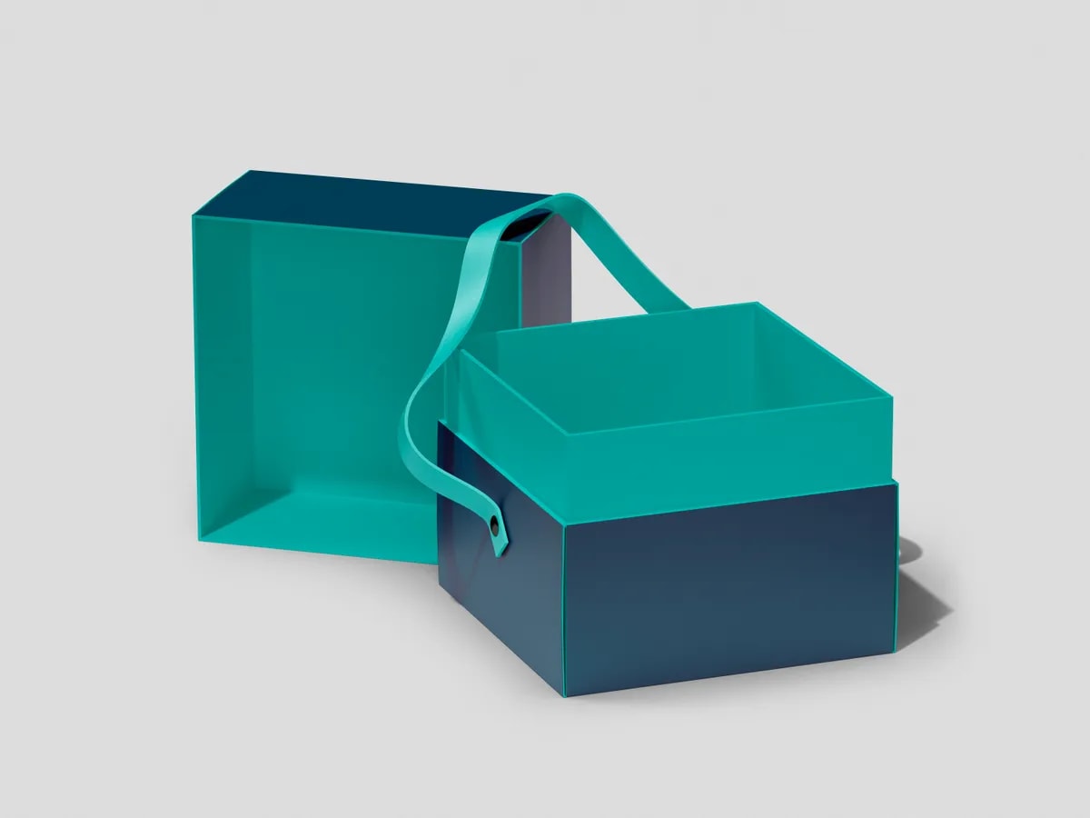 Caja de embalaje en tonos verde y azul de la marca Pegao, de Sara García Iglesias, alumna de Diseño Gráfico y Motion Graphics en TRAZOS