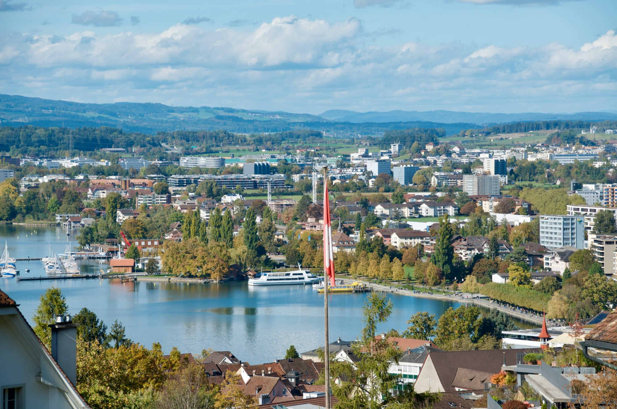 Von Zürich, Luzern oder Schwyz nach Zug: Worauf es beim Umzug wirklich ankommt