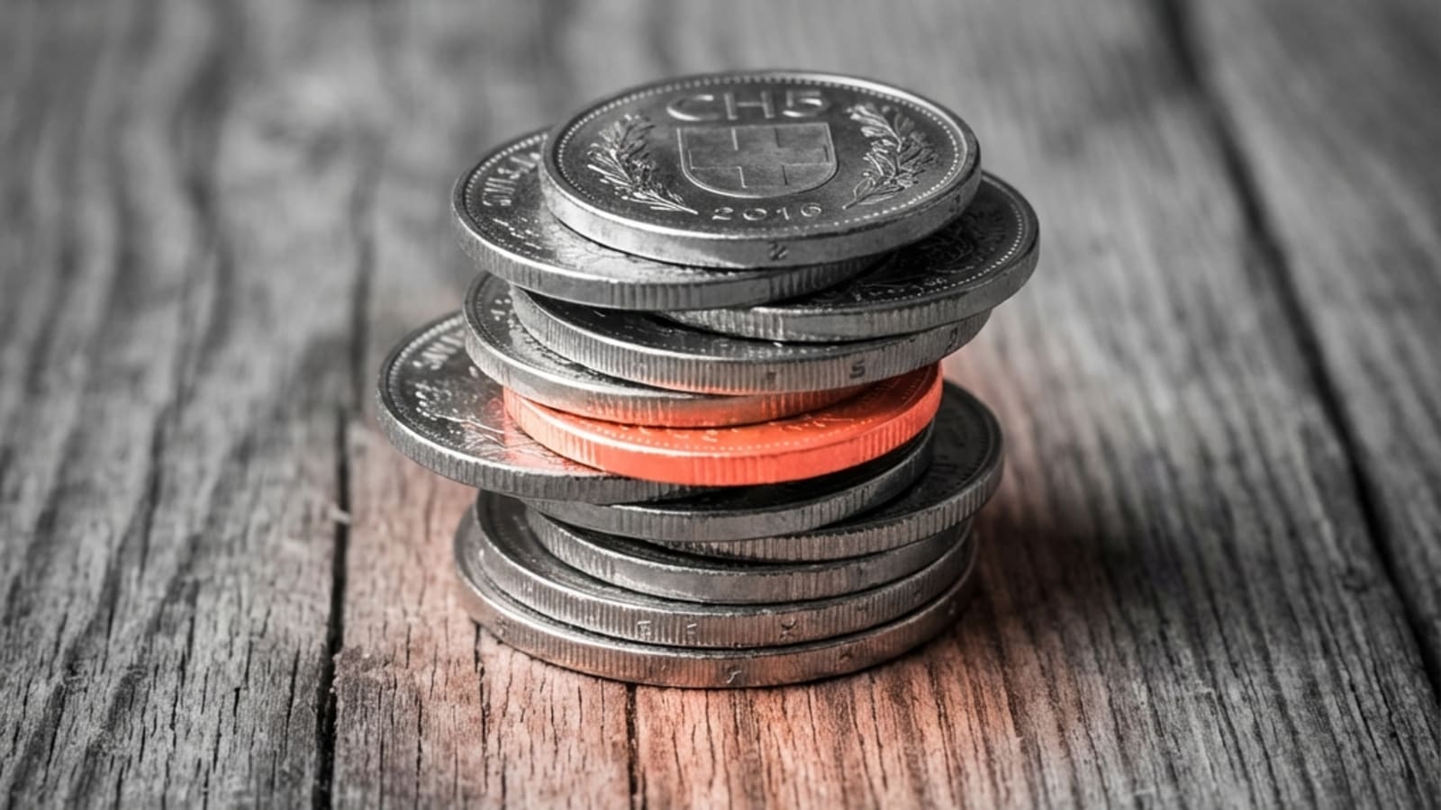 The Real Cost of Living in Switzerland: Budgeting for Expats (2026)