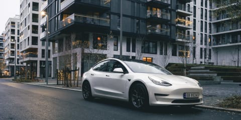 Tesla Model 3-61