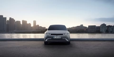Hyundai_IONIQ_5_Exterior_2024_Global-Key-Visual_14_edit_16x9