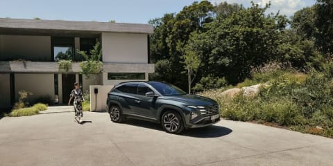 Hyundai_Tucson_PHEV_2024_Exterior_01a_KV_Talent_16x9