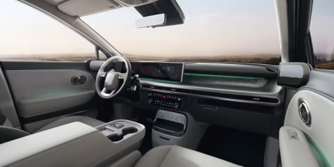 Hyundai_IONIQ_9_2024_interior_1st_Row_16x9