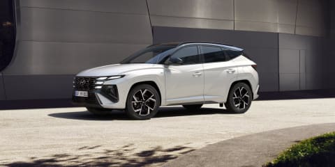 HME_NX4_HEV_Nline_EViz_EXT_W60-Serenity+White+Pearl_Abyss_Black_Pearl_SHOT_03_16x9