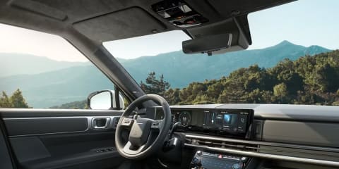 HME_MX5_PHEV_EViz_INT_22_4x3