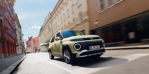 Hyundai_INSTER_2024_Exterior_Driving-Front_16x9 (1)