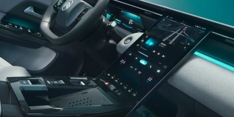 c5 hybrid max interior