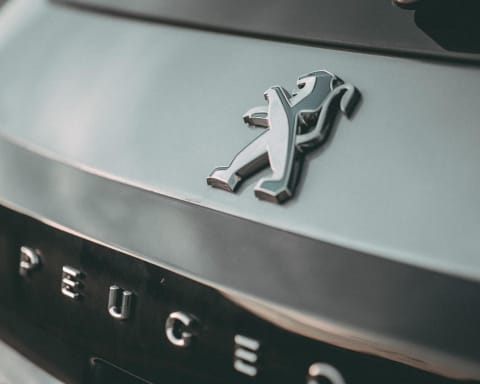 Peugeot e208 allure 2