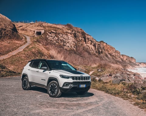 Jeep Compass Hybrid Upland 11