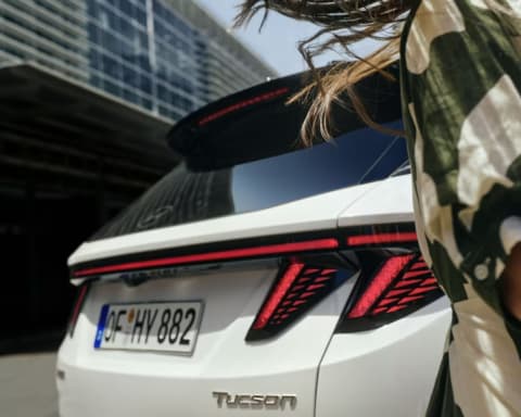 HMD_Tucson_NLine_2024_Exterior_Frau_16x9