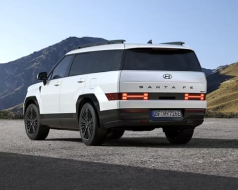 HME_MX5_PHEV_EViz_EXT_WW2_CreamyWhitePearl_EWAAUW_SHOT_004_4x3