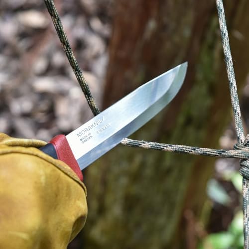 Vue 5 de Mora Couteau Companion Mg