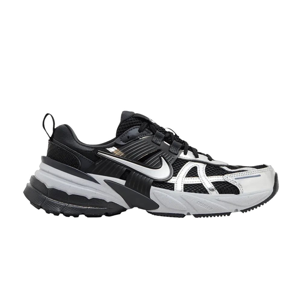 (W) Nike V2K Run Black Dark Smoke Grey