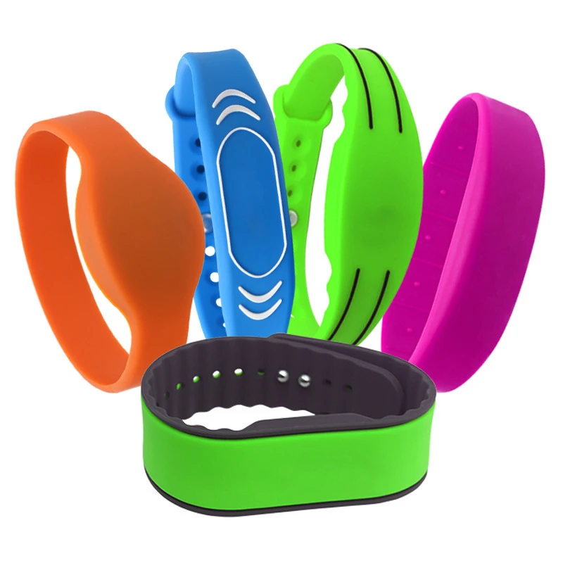 RFID Silicone Wristband 13.56MHz NFC Smart Wristband for Gym Water Park Access Control