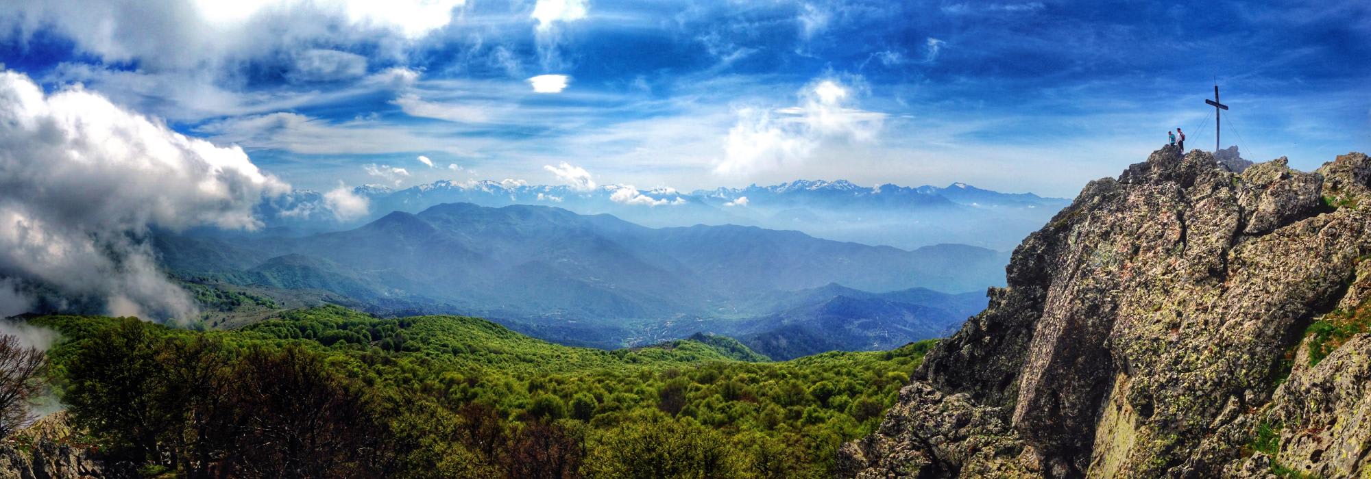Monte San Petrone Ă partir de la Bocca di u Pratu