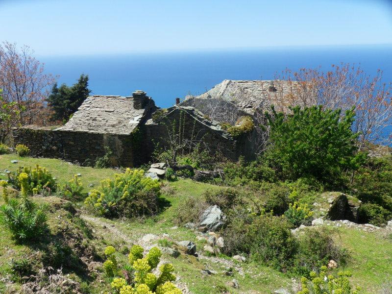 village abandonné de Caracu