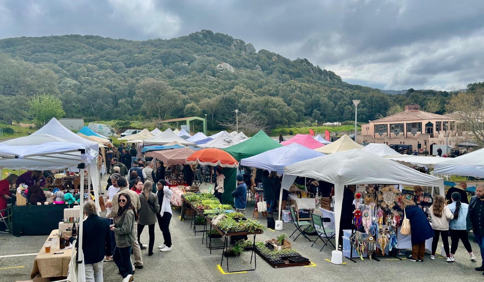 Marché des producteurs et artisans d'Oletta