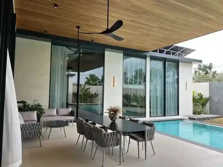 Sunti Villas exterior with garden