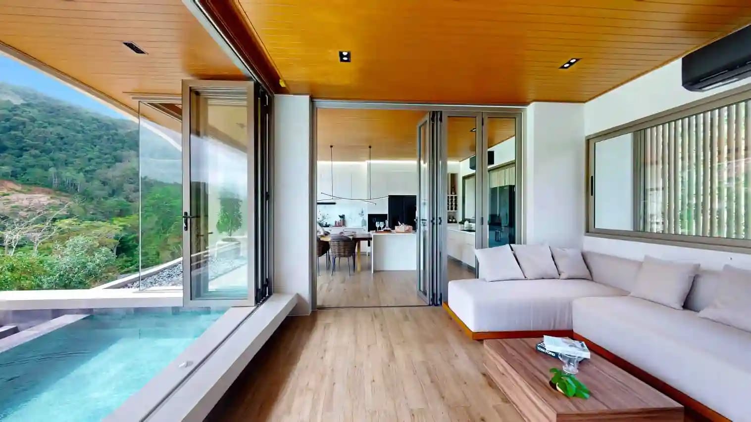 Prime Pano master suite interior