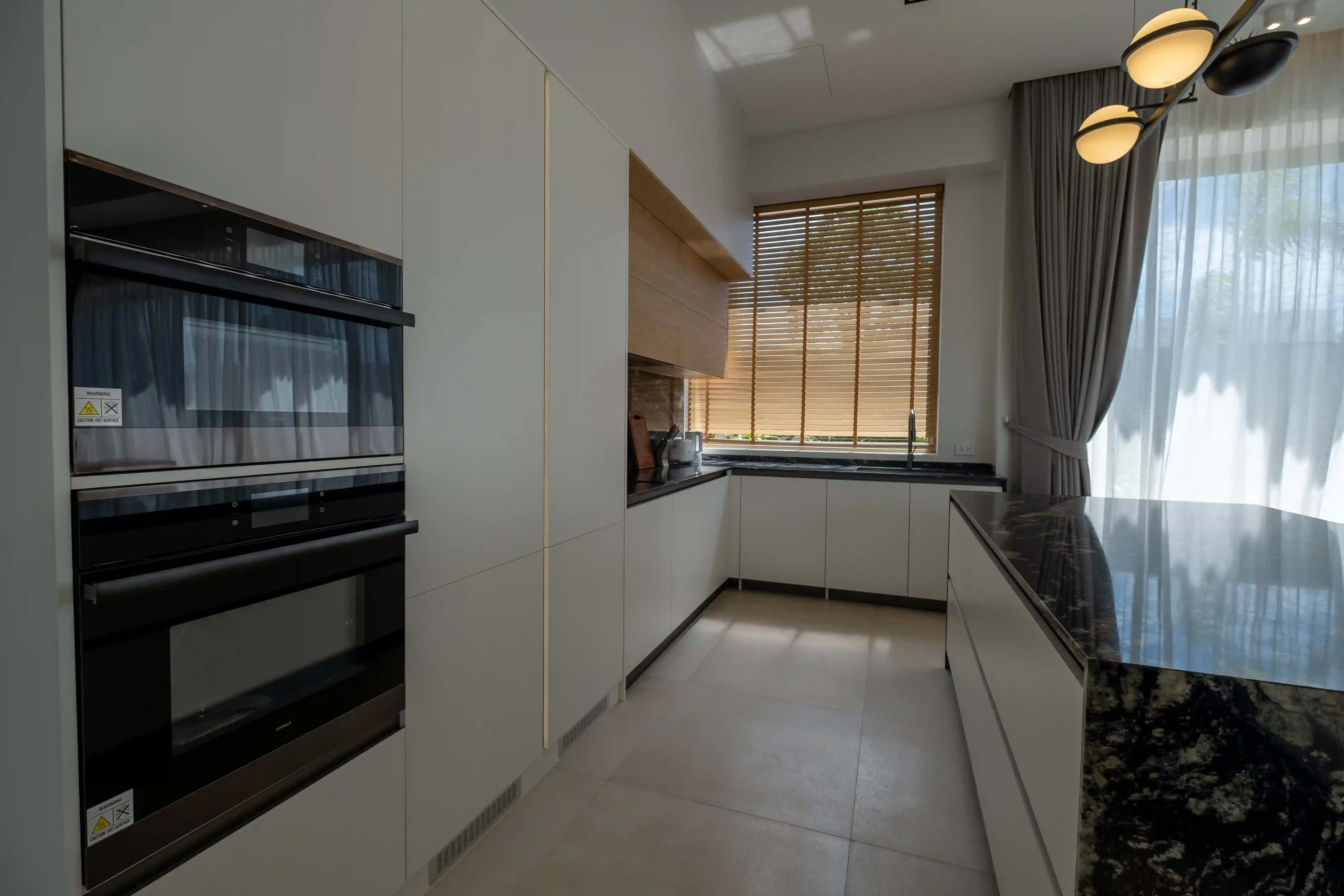 Layan Lucky Villas master bedroom