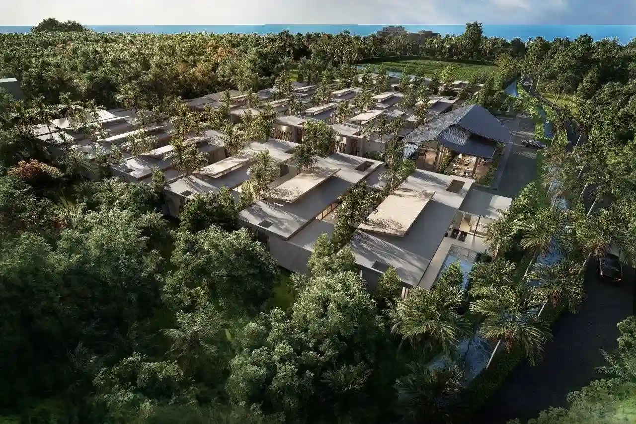 Amrits Luxury Villas: Pool Villas Near Nai Yang Beach Phuket