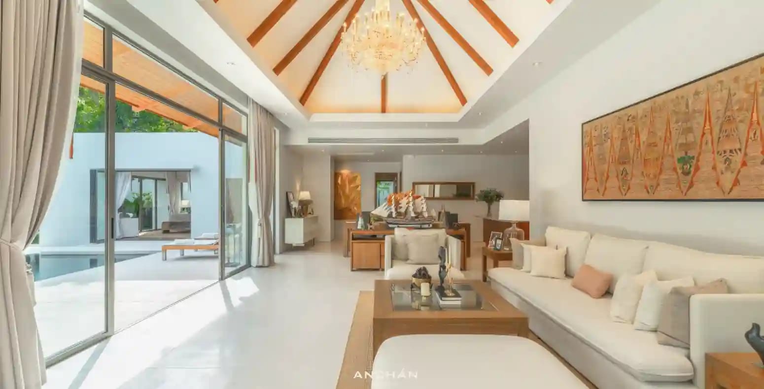 Anchan Emerald villa living and dining area